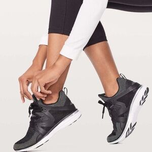 NIB APL Women’s Ascend Size 9.5